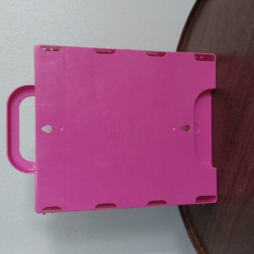 A portable shopkins carrier with mystery box's - Picture 4 of 4